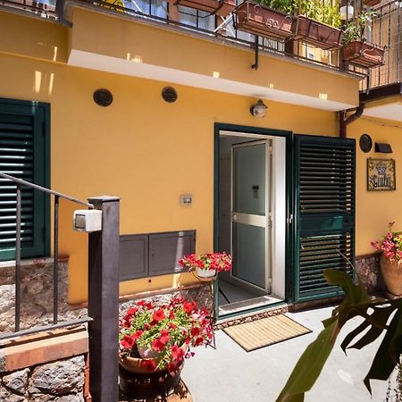 B&B Giulia Taormina Dış mekan fotoğraf